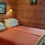 Сasa de vacaciones Haeuschen Mit Blick Auf Wasser By Interhome *